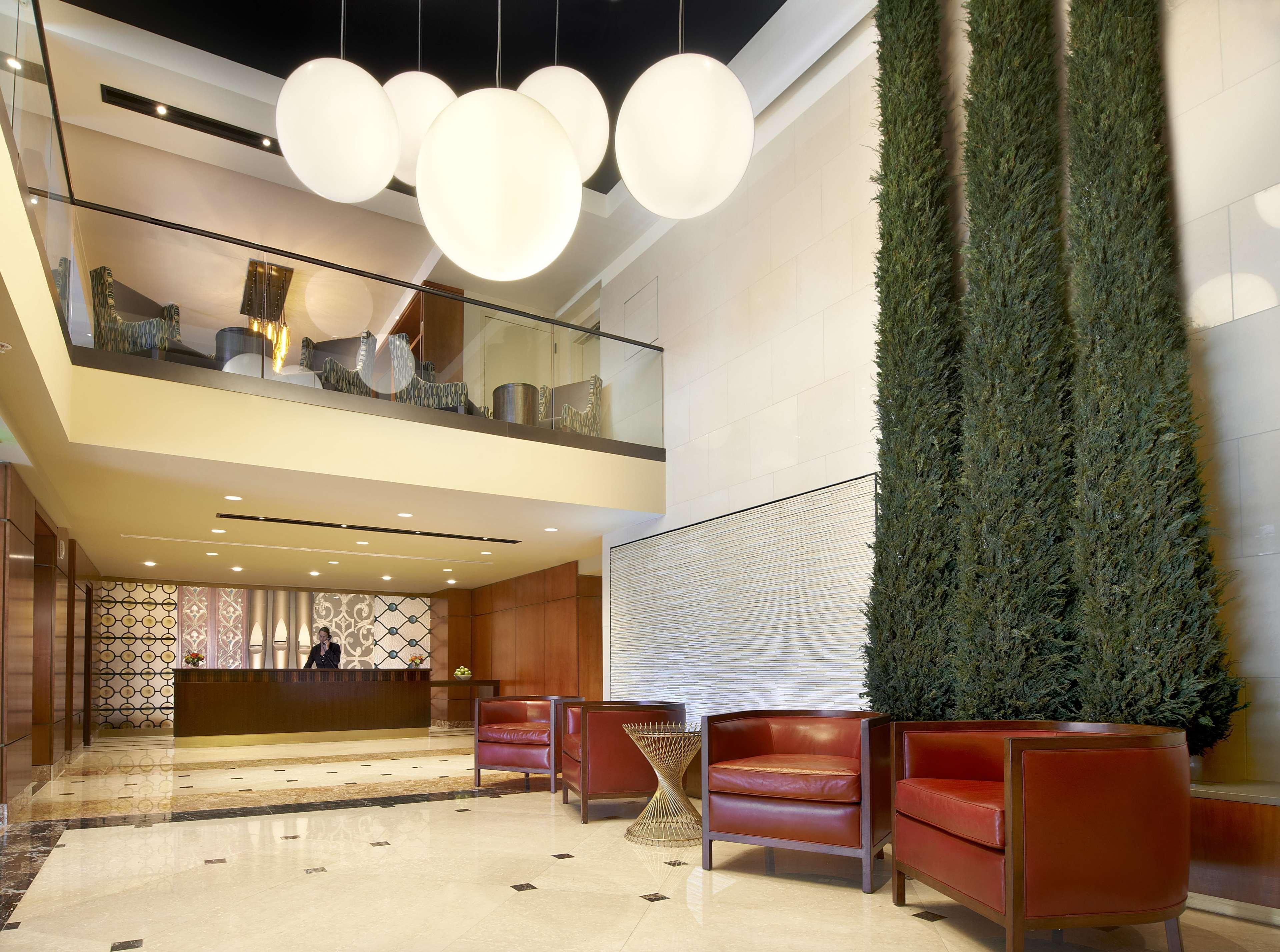 Embassy Suites Baltimore Inner Harbor Экстерьер фото